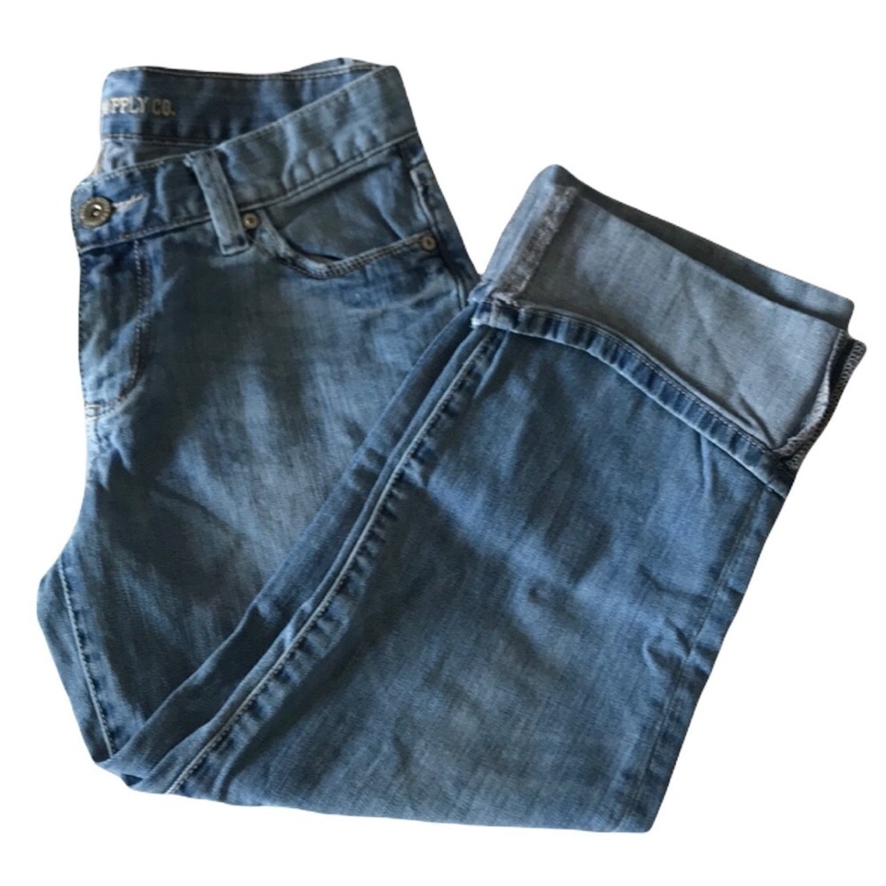 Mossimo SUPPLY CO. - Cuffed Wide Leg Cropped Medium Wash Jeans - Size 7 Juniors